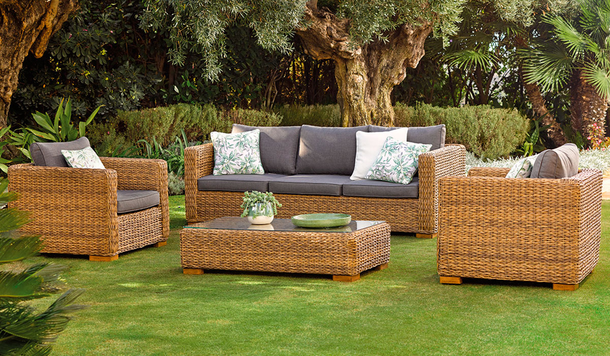 Cómo mantener los muebles de exterior siempre nuevos y relucientes