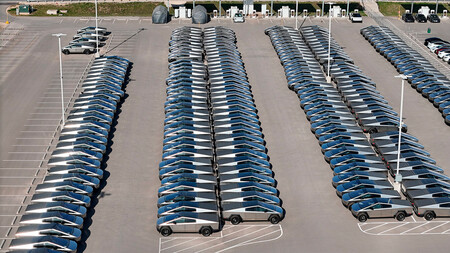 Tesla Cybertruck Patio