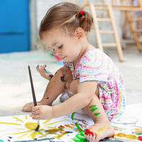 ¿A tus hijos les encanta dibujar? Tres consejos para organizar su material y mantener el orden en casa