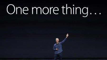 One more thing... los medios reaccionan a las novedades del mes y se preparan para el futuro