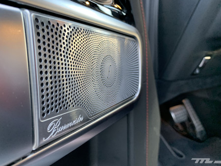 Mercedes-AMG G63 altavoz Burmester