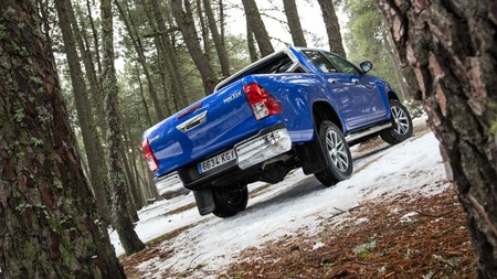 Toyota Hilux 2018 12
