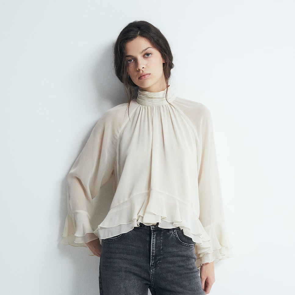 Blusa volantes - Sfera 

