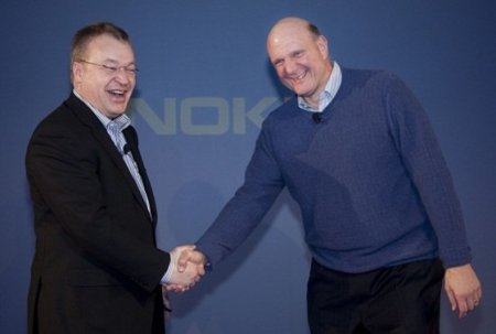 Stephen Elop niega los rumores de compra por parte de Microsoft