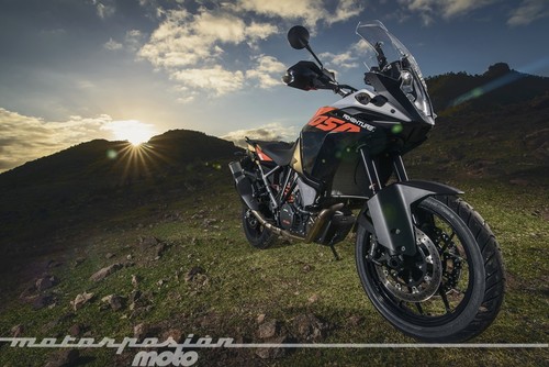 KTM 1050 Adventure, prueba (valoración, galería y ficha técnica)