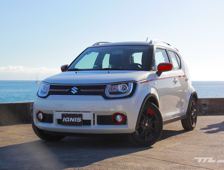 Manejamos el Suzuki Ignis, un "nano-SUV" que quiere ser el mejor primer auto que tengas