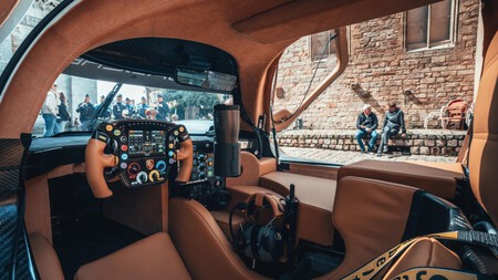 Porsche 963 Interior
