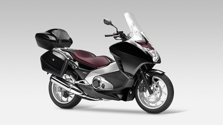 Honda Integra Touring, llega el verano para salir de viaje