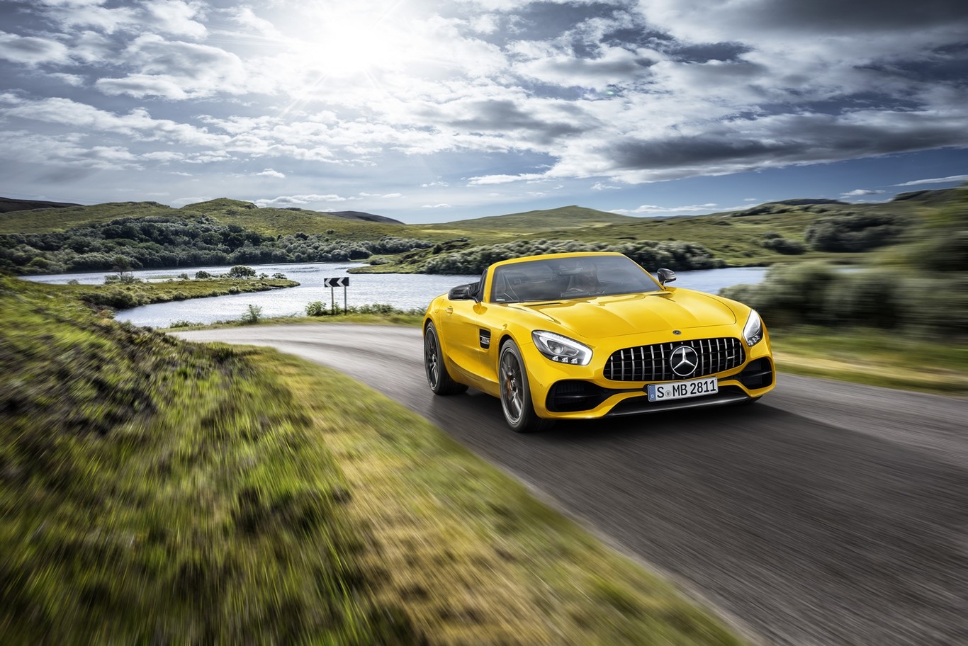 Mercedes-AMG GT S Roadster: 529 CV y 670 Nm de equilibrio a cielo abierto para el decimosegundo AMG GT