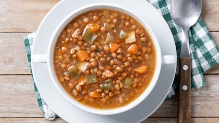 ‘El secreto está en el chorizo’: chef con estrella Michelin da el mejor consejo para unas lentejas más sabrosas