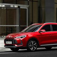 El anti Dacia Duster se llama MG ZS Hybrid+: será el SUV híbrido más barato y apunta a comerse el mercado