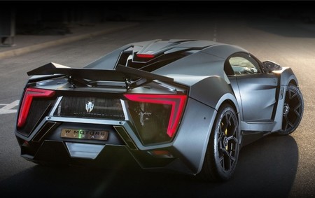 W Motors Lykan HyperSport 03