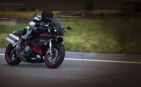 DragonTT Némesis, lo que tu Ducati Monster estaba esperando para vengarse del viento