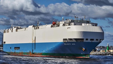 Buque Carguero Felicity Ace Se Incendia Con Mas De 1 000 Unidades Porsche 2