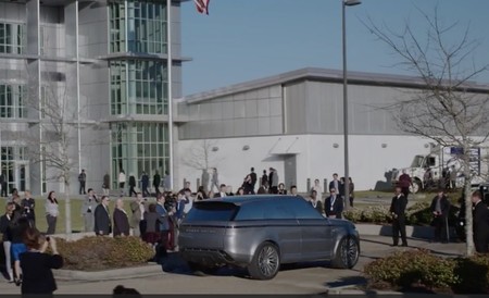 Range Rover presenta un modelo Sport, autónomo, eléctrico…y solo para una serie online de Hulu
