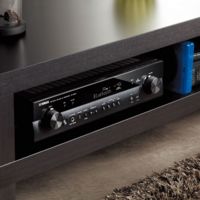 El nuevo receptor A/V de Yamaha te cabrá en cualquier rincón del salón 