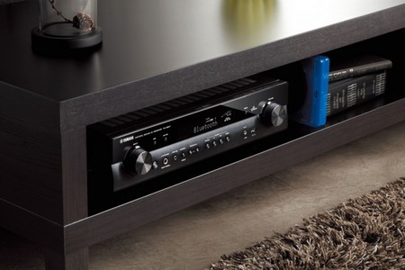 El nuevo receptor A/V de Yamaha te cabrá en cualquier rincón del salón