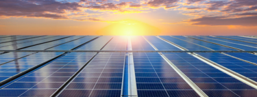El calor ya no frena a la energía solar: unos paneles fotovoltaicos que funcionan mejor a altas temperaturas