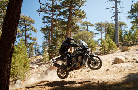 Viajar en moto: rutas para descubrir España en 2021
