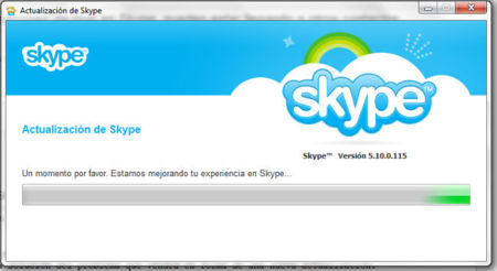 Cuidado con vuestras conversaciones de chat en Skype, pueden estar llegando a otros contactos