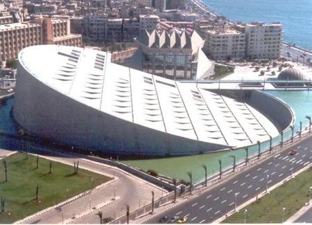 Bienvenidos a la reconstrucción de la Biblioteca de Alejandría, la más importante de la historia