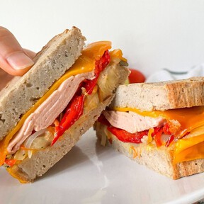La idea de comer un sándwich puede parecer aburrida, pero si se hace bien, es un salvavidas para cualquier noche de verano  