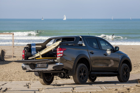 Fiat Fullback Cross: cargando con el segmento del ocio