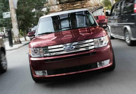 ¿Qué coche, que no se venda en España, querrías comprarte?, la pregunta de la semana