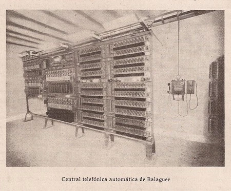 Foto de la central telefónica automática de Balaguer, publicada en ‘Revista Ibérica’ en el año 1924