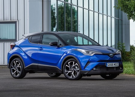 ¡Sorpresa! El Toyota C-HR ha sido el coche híbrido más vendido en el mundo este año