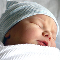 Los recién nacidos pueden tardar más de dos semanas en recuperar su peso al nacer