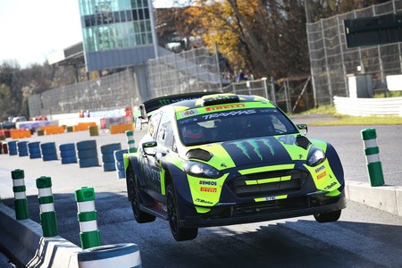 Valentino Rossi vuelve a arrasar en el Monza Rally Show ampliando su récord a siete victorias