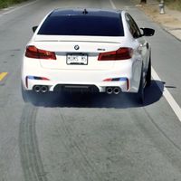 BMW muestra todo el potencial del M5 M Package y nos lo vende como el mejor coche para la vida familiar 