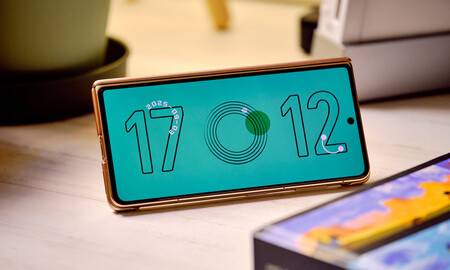 Analisis Honor Magic V5