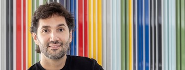 Diego Guillén, interiorista: "hay que ahorrar dinero en las fuentes de luz que vayamos a esconder, pero en la luminaria encima de la mesa del comedor hay que echar el resto" 