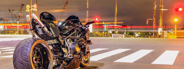 En los 80 Porsche y Renault lo petaron con el turbo en sus coches. Las motos apostaron algo mejor: los motores atmosféricos. Y hasta hoy 