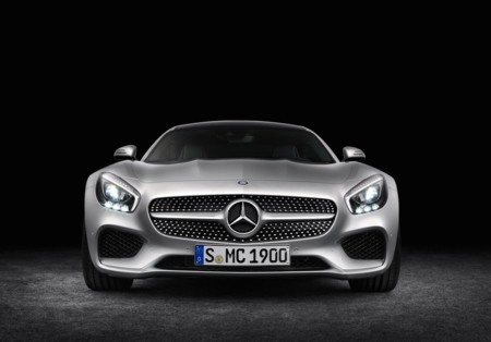 Mercedes-AMG prepara un GT aún más deportivo, y su nombre ya te suena conocido: GT R