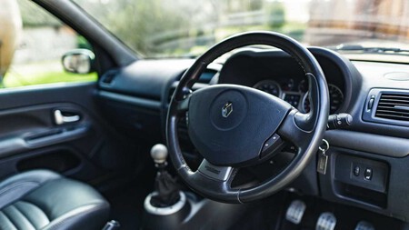 Renault Clio V6 Vendido Por 2 5 Millones De Pesos 3