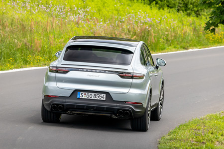 Porsche Cayenne Coupé, prueba contacto