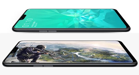 ノッチのあるかなり細長い画面、フルHD解像度。