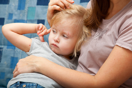 Cuándo no pueden ir los niños al cole si están malitos (y cuándo sí), según una pediatra