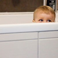 Se toca los genitales, ¿se está masturbando?