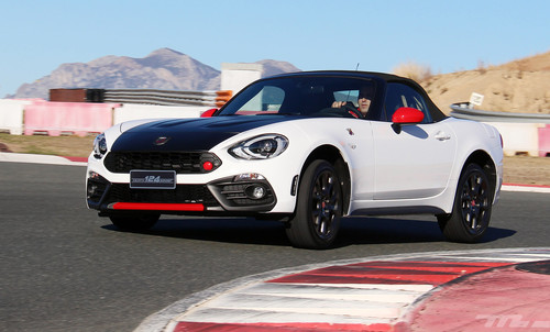 Así vivimos desde dentro el Abarth Day en el Circuito de Navarra