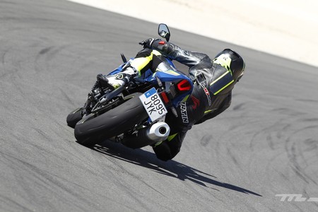 Suzuki Gsx R1000 2017 Accion 010