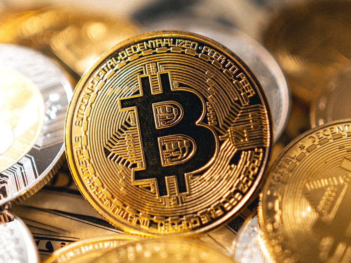 Si compraste 10,000 pesos de bitcoin en enero de 2023 hoy tienes 23,600  pesos: he aquí la revancha cripto