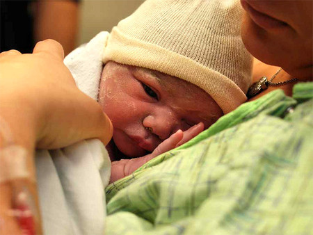 La niña que nació el 11-12-13 a las 14:15