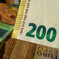"Te sientes castrado". Un padre se gastó 1.500 euros en sorteos de casas ante la imposibilidad de comprar una en Irlanda