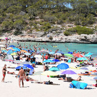 Algo extraño está pasando con el turismo en España: los datos están en máximos, los hosteleros insisten en que hay crisis