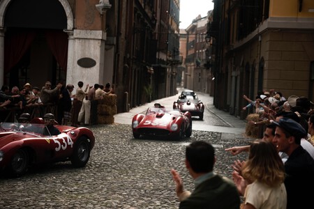 Ferrari 12518 Photocreditlorenzosisti