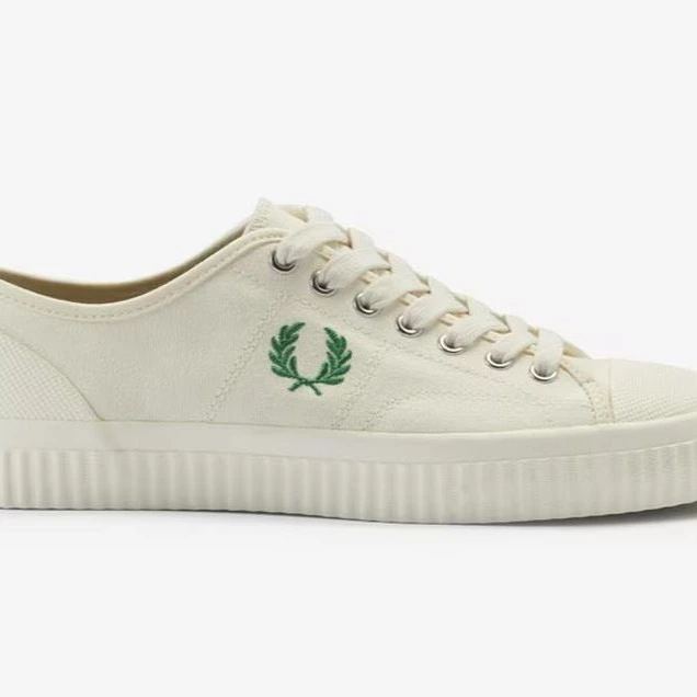 Zapatillas de piel unisex con cordones y logo
